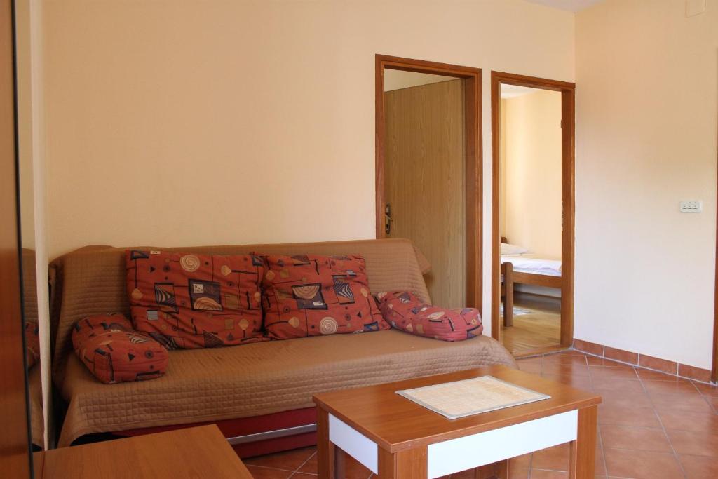Apartments Isabela バスカ 部屋 写真